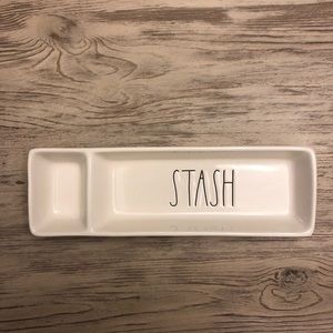 Rae Dunn stash plate
